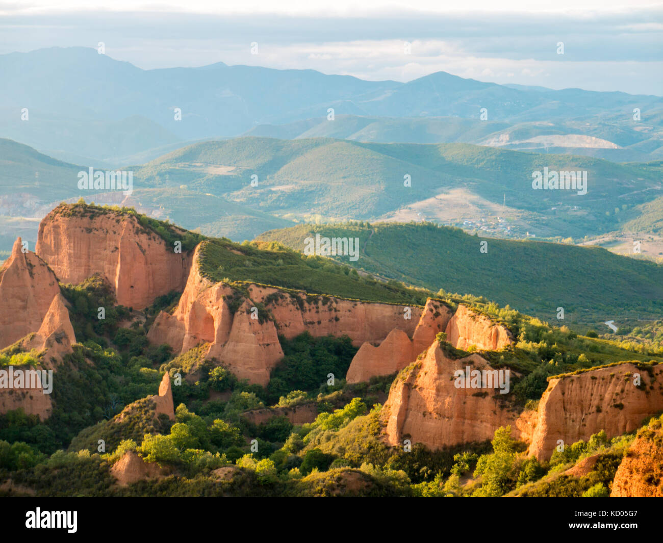 Las Medulas historic gold mining mountains near the town of Ponferrada in the province of Leon, Castile and Leon, Spain. Spectacular Landscape at suns Stock Photo