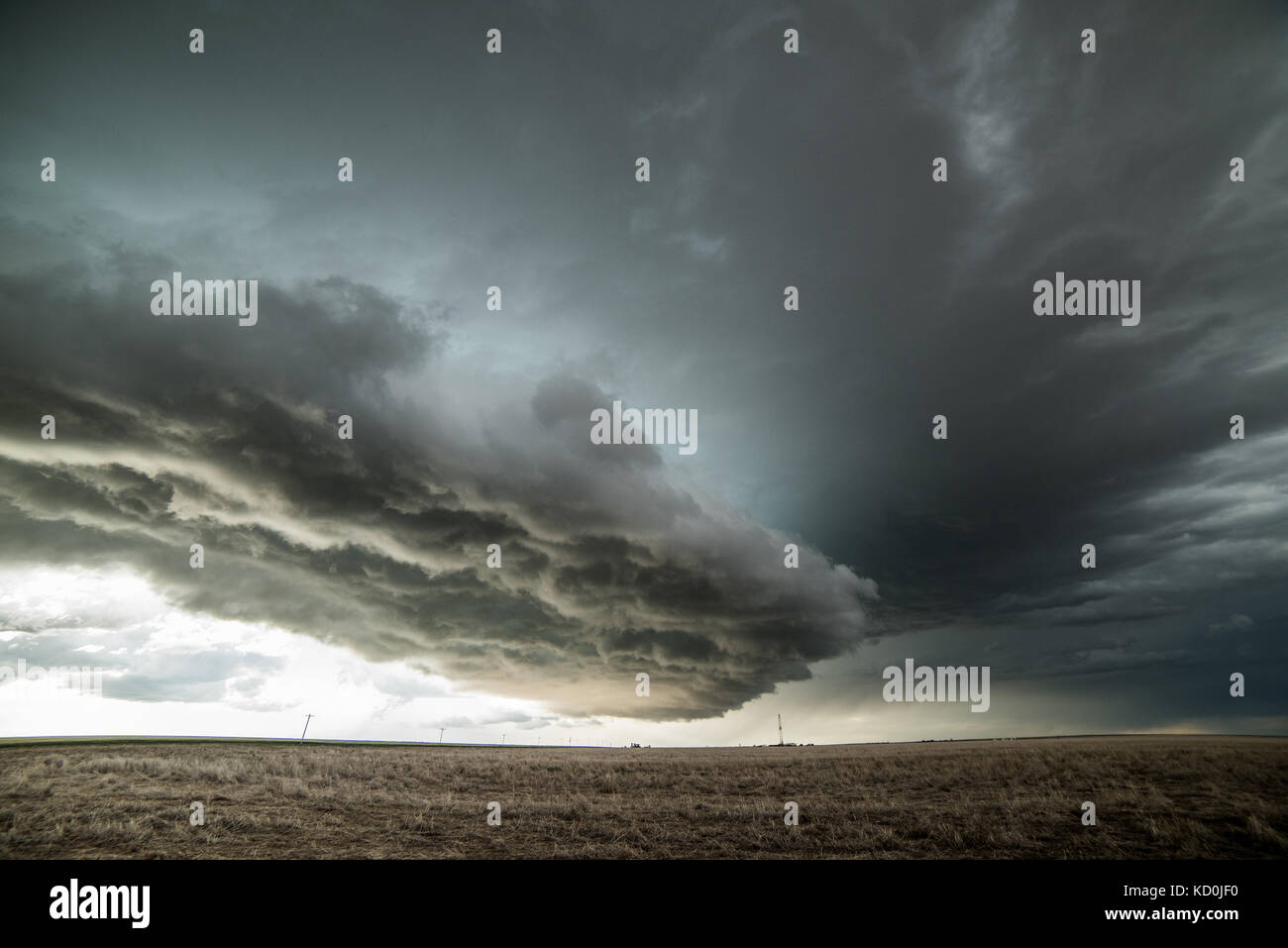 Tornado warned supercell in the eastern Colorado Plains, Yuma, Colorado, USA Stock Photo