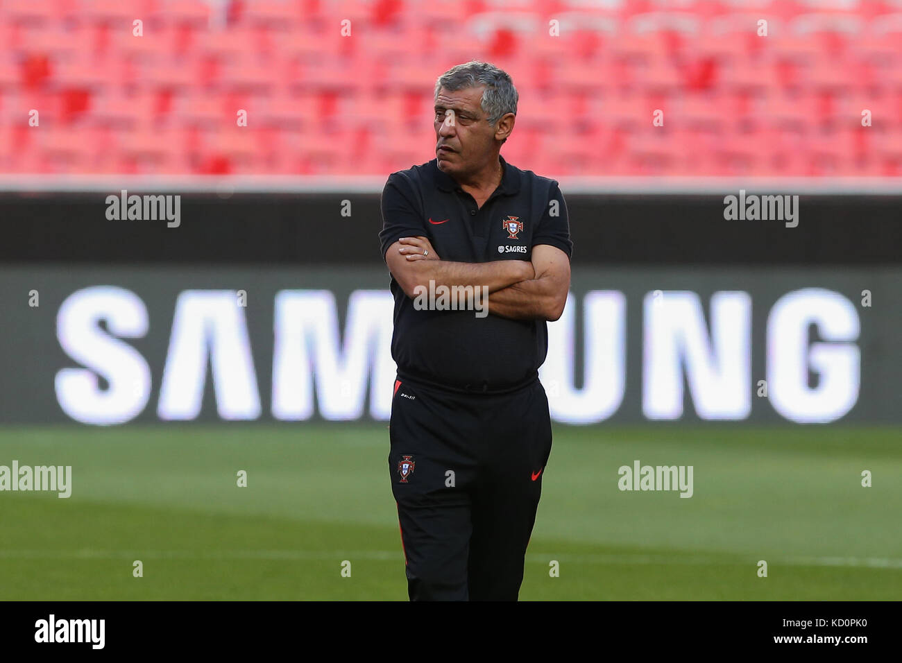 Lisbon, Portugal. 08th Oct, 2017. Portugal«s head coach Fernando Santos during National Team Training session before the match between Portugal and Switzerland at Luz Stadium in Lisbon on October 8, 2017. ( Credit: Bruno Barros/Alamy Live News Stock Photo