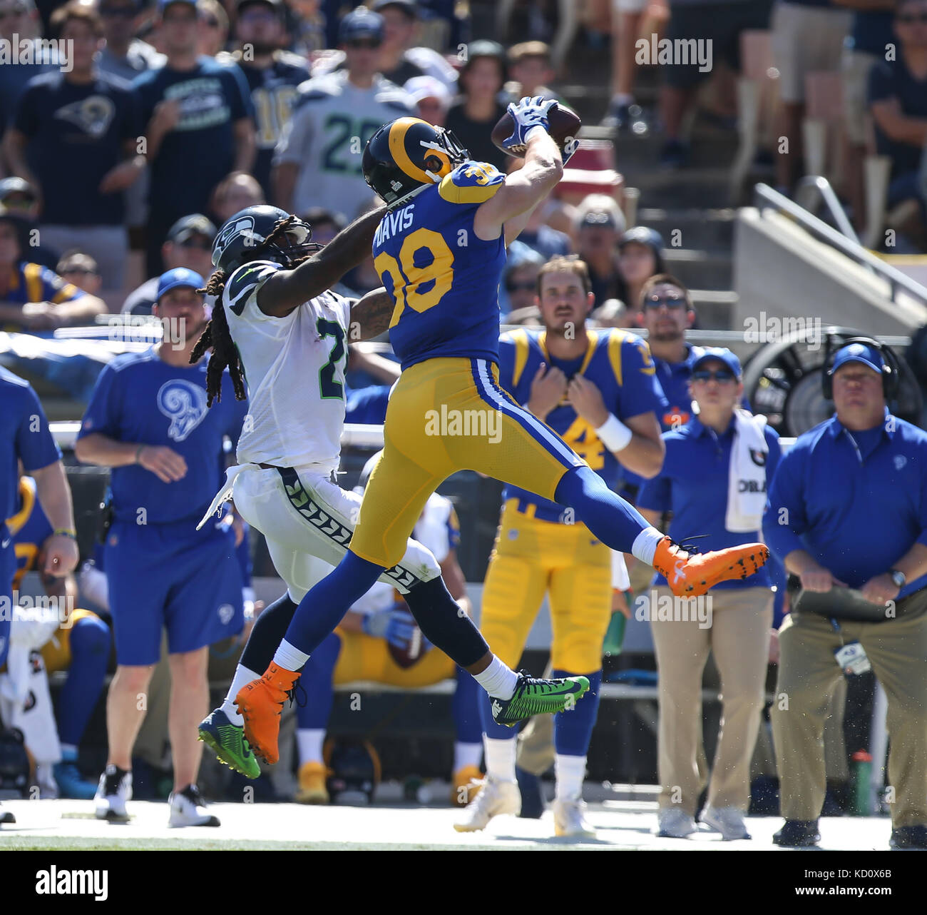 Los Angeles, CA, USA. 8th Oct, 2017. Los Angeles Rams free safety Cody ...