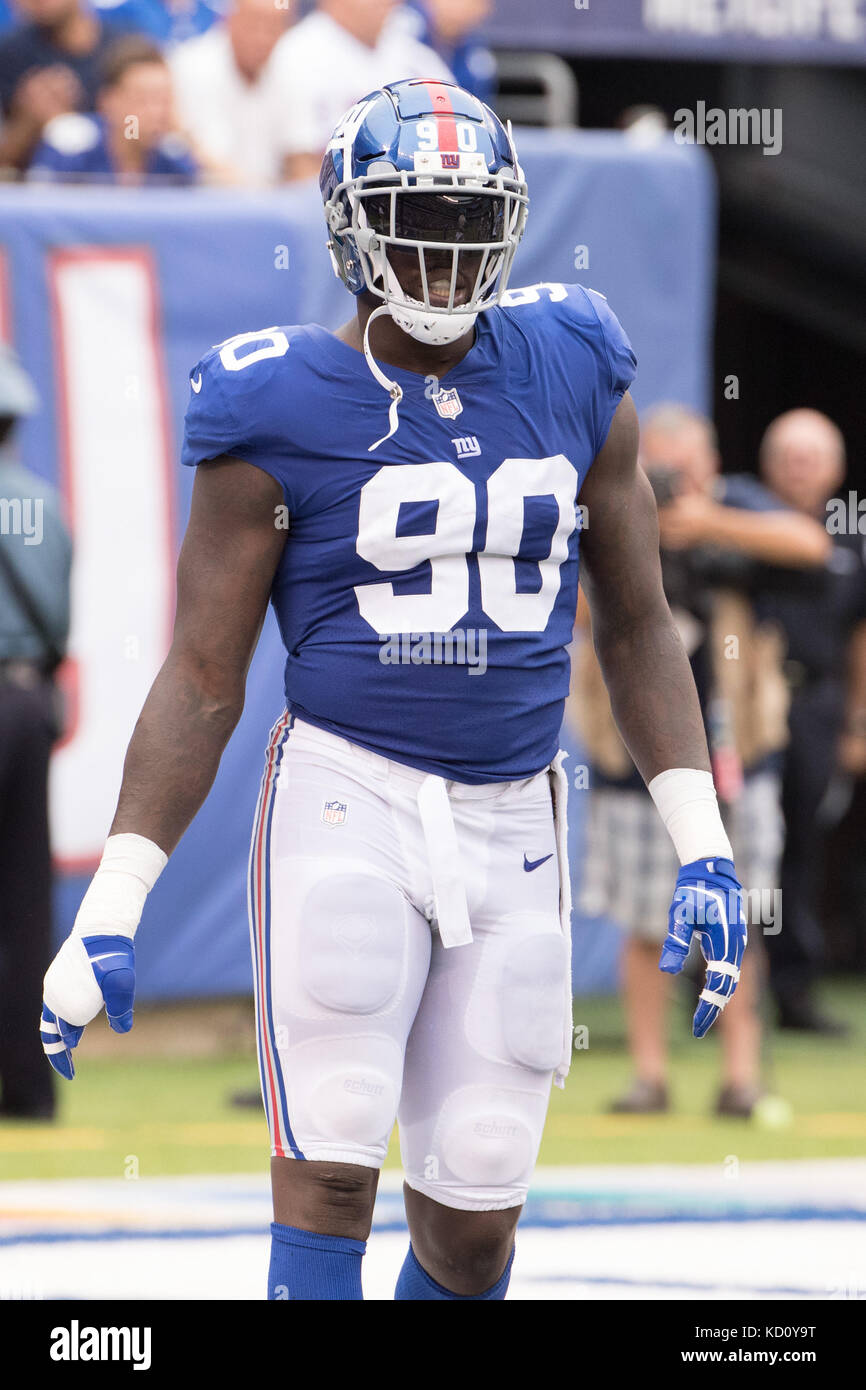 New York Giants' Jason Pierre-Paul (90) on the sidelines during an NFL game  against the Los Angeles Rams in East Rutherford, N.J. on Sunday, Nov. 5,  2017. (AP Photo/Rich Schultz Stock Photo 