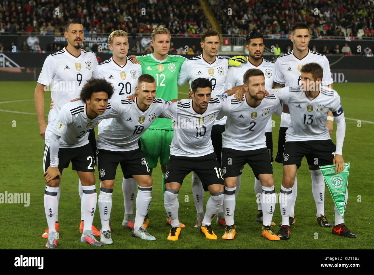 Kaiserslautern Germany 08th Oct 17 Team Photo Of The German Squad Taken Ahead Of The World Cup Group C Soccer Qualifier Match Between Germany And Azerbaijan At The Fritz Walter Stadium In Kaiserslautern Germany 08th Oct 17 Team Photo Of The German Squad Taken Ahead Of The World Cup Group C Soccer Qualifier Match Between Germany And Azerbaijan At The Fritz Walter Stadium In