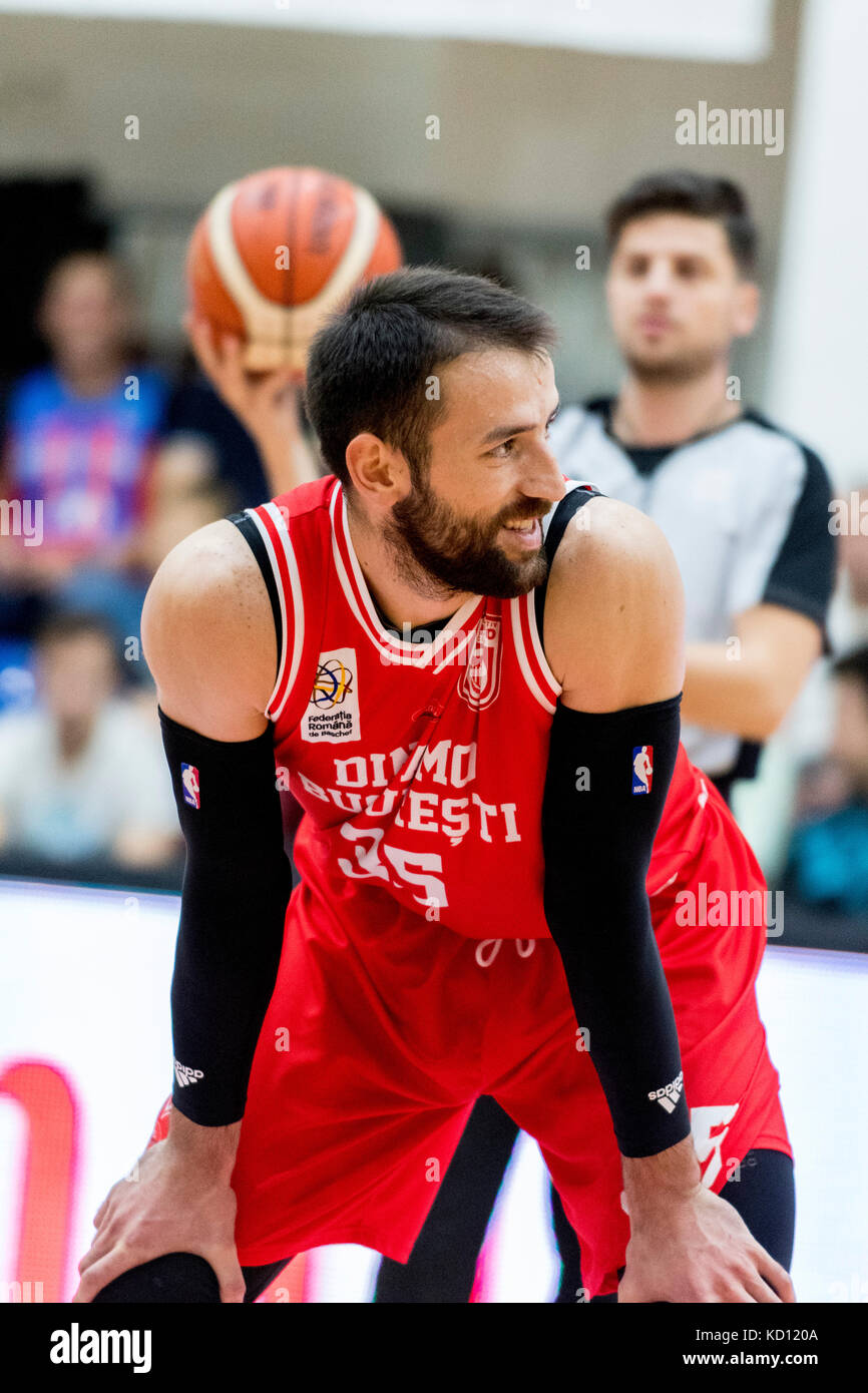 pale evaporation mash Bucharest, Romania 8th Oct 2017 Ionut Alin Zaharie #35 (CS Dinamo Bucharest) during the LNBM - Men's National Basketball League game between CSM Steaua Bucharest and CS Dinamo Bucharest at Sala Regimentul pale evaporation mash Bucharest, Romania 8th Oct 2017 Ionut Alin Zaharie #35 (CS Dinamo Bucharest) during the LNBM - Men's National Basketball League game between CSM Steaua Bucharest and CS Dinamo Bucharest at Sala Regimentul