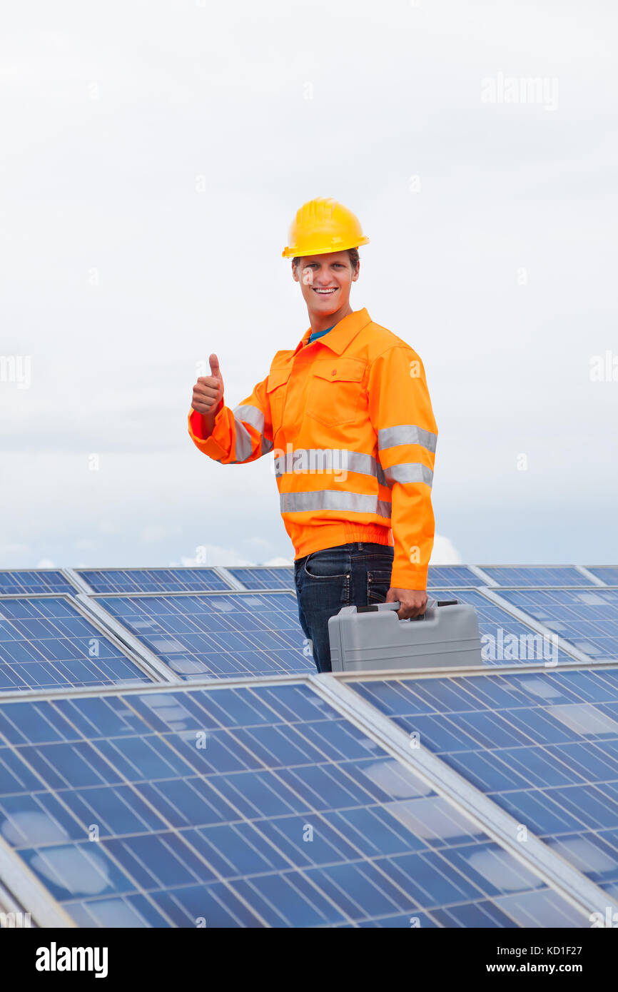 Engineer satisfied hi-res stock photography and images - Alamy
