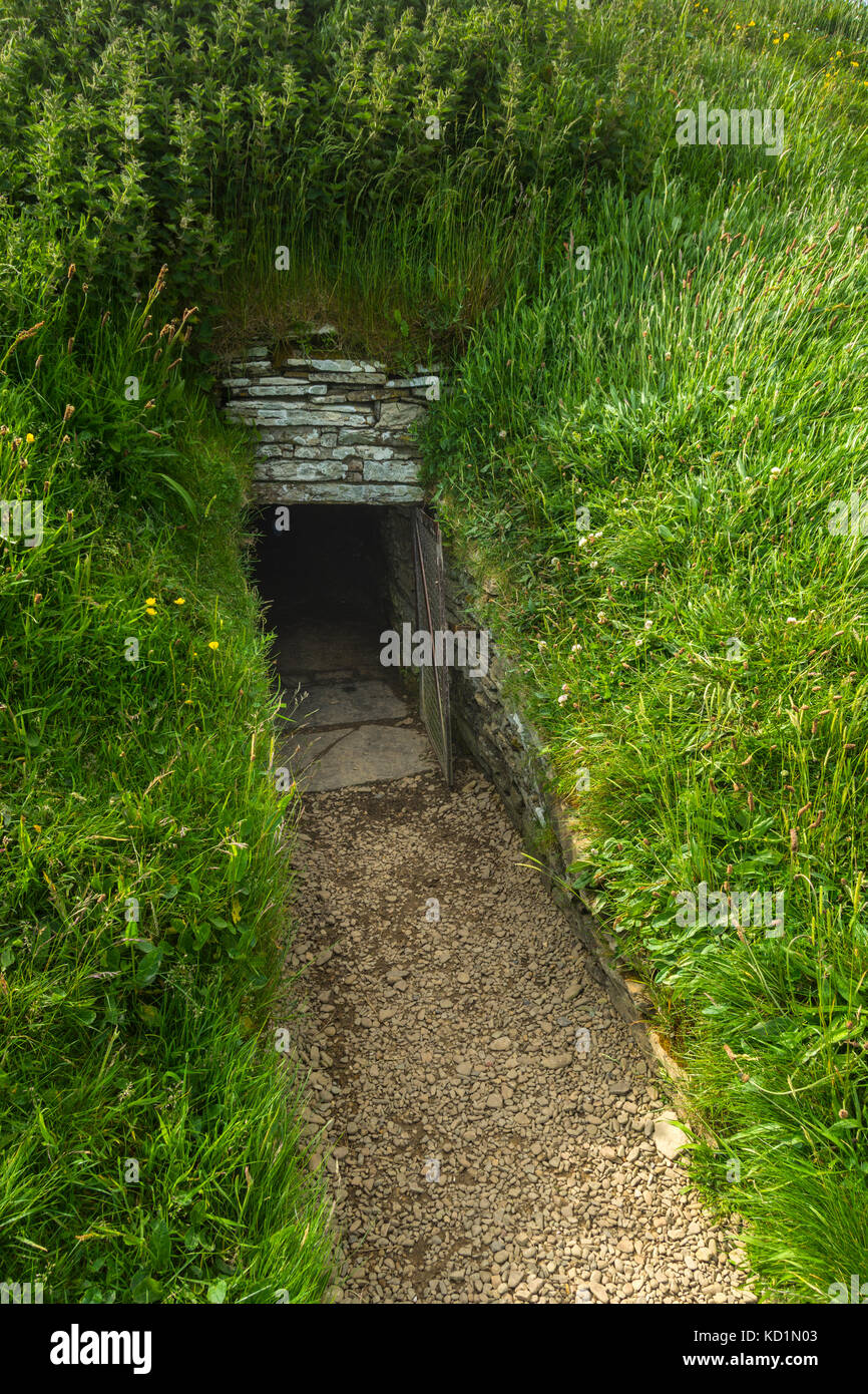 The entrance to Cuween Hill chambered cairn. Orkney Mainland, Scotland, UK. Stock Photo