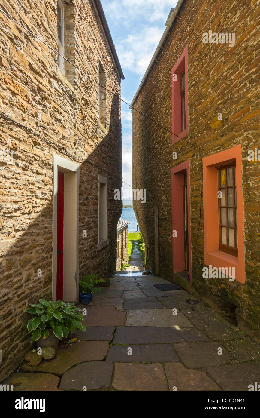 A narrow side street off Dundas Street, Stromness, Orkney Mainland, Scotland, UK. Stock Photo