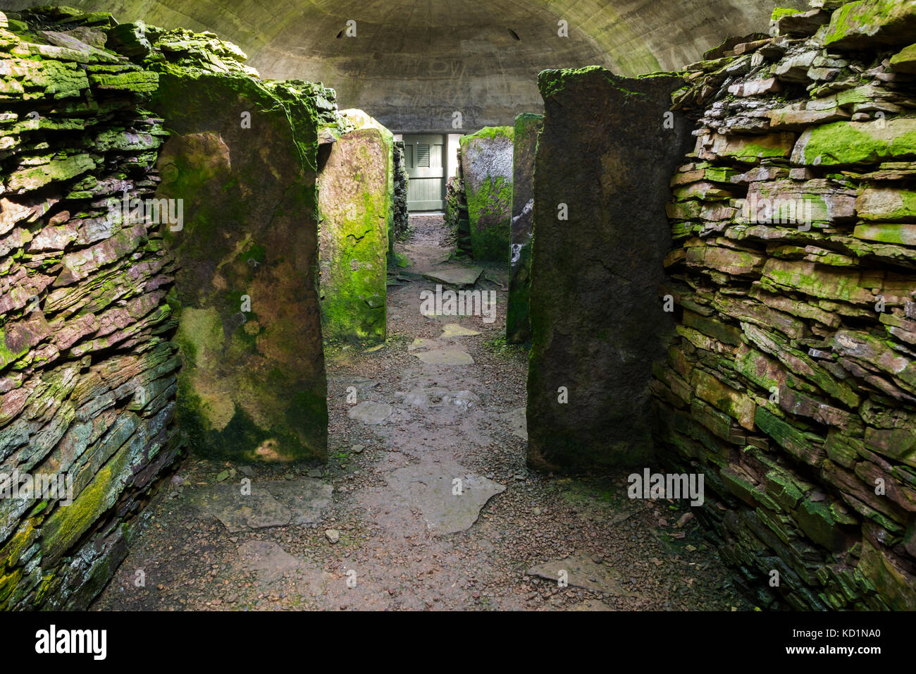 The Knowe of Yarso Chambered Cairn, Rousay, Orkney Islands, Scotland, UK. Stock Photo