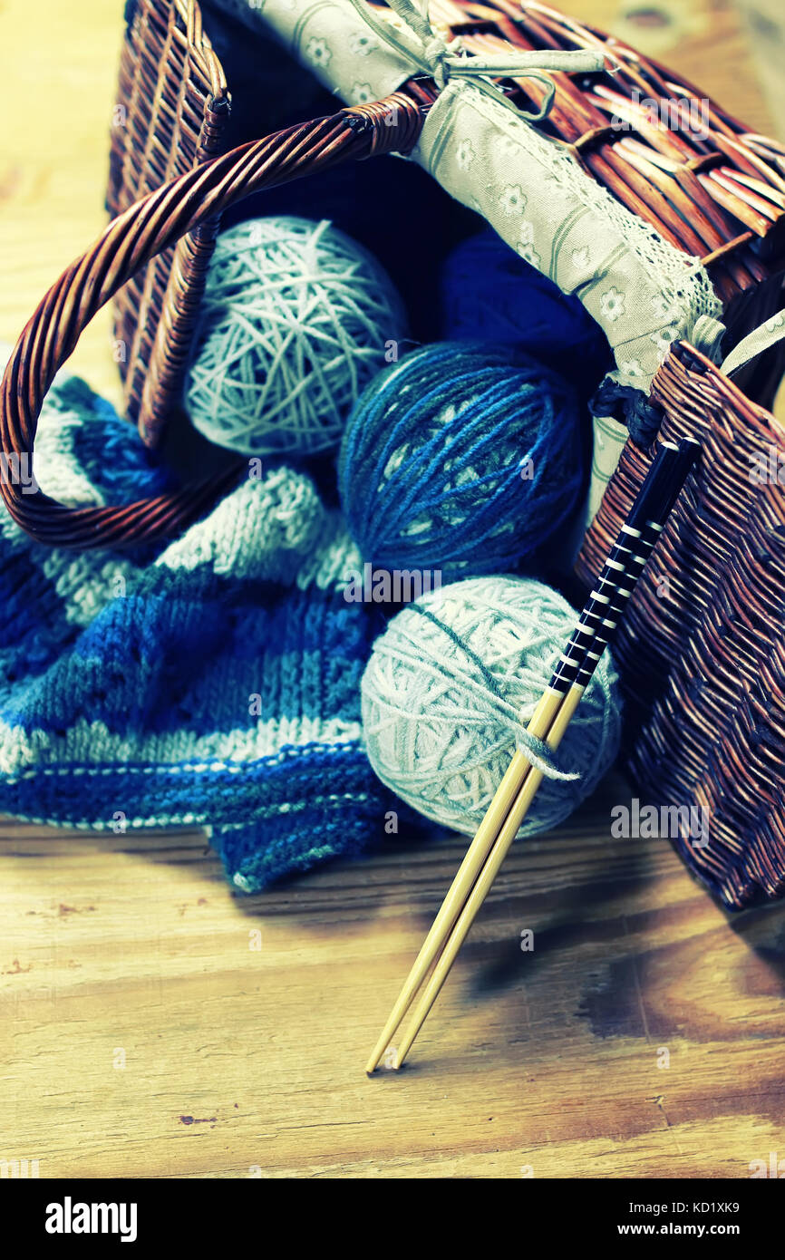 Ball Of Yarn With Knitting Needles Stock Photos & Ball Of Yarn With