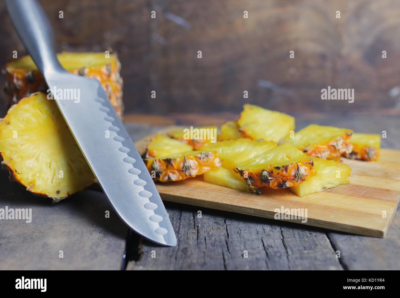 slices pineapple cut knife Stock Photo Alamy