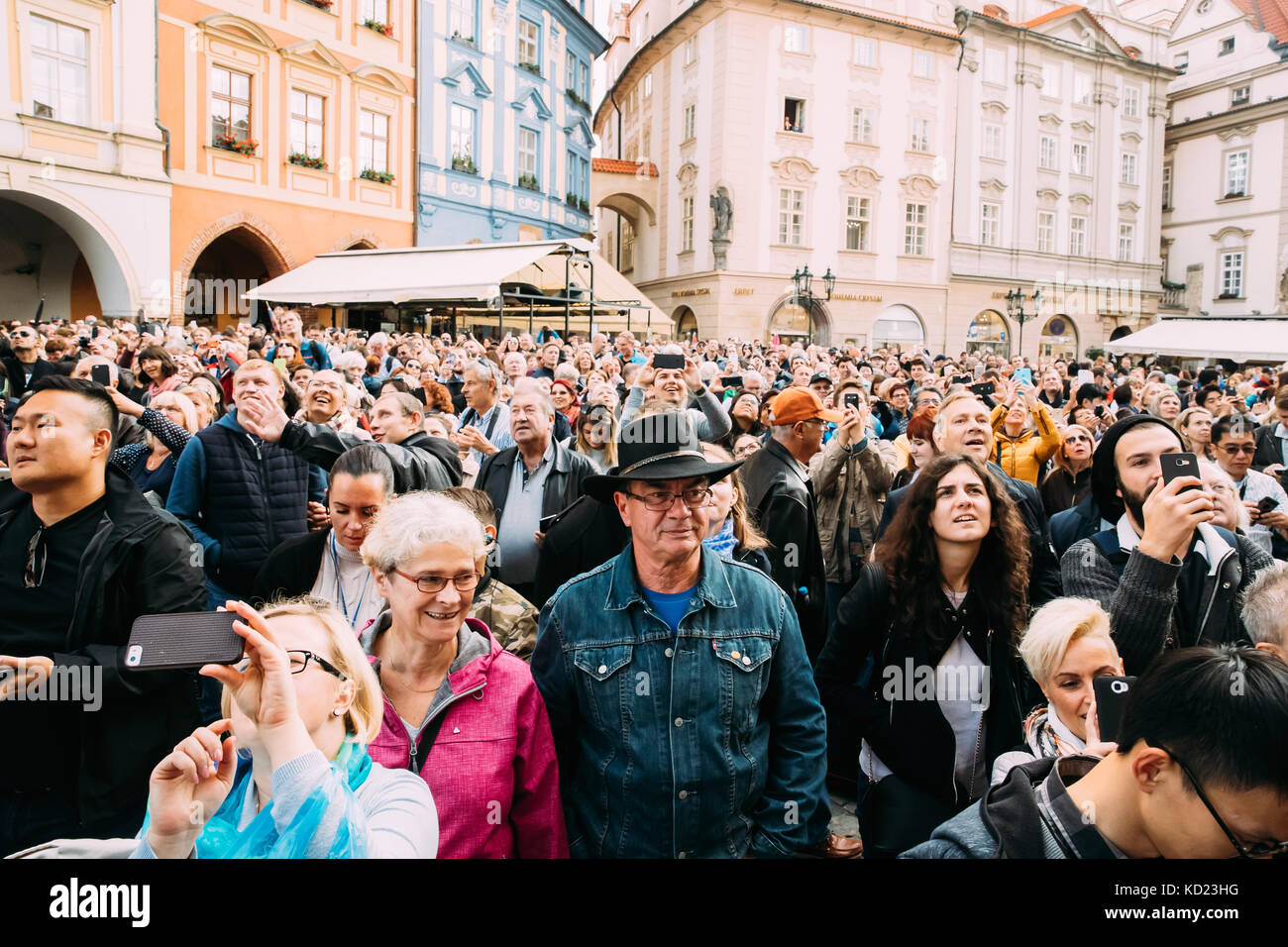 Prague, Czech Republic - September 22, 2017: Group Of Tourists Taking Photo And Looking At Wall Of Old Town Hall With Astronomical Clock Or Prague Orl Stock Photo