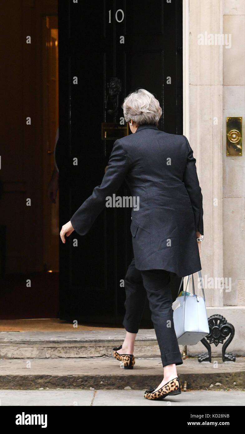 Prime Minister Theresa May arrives at 10 Downing Street, ahead of a Business Advisory Council meeting. Stock Photo