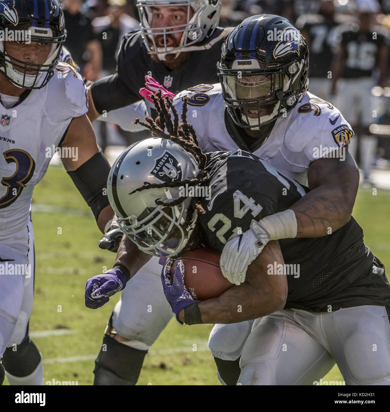 Photo: Baltimore Ravens Matt Lawrence runs against the Washington Redskins  in Baltimore - BAL20090813337 