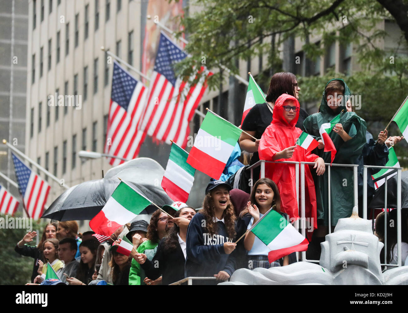 New York, USA. 9th Oct, 2017. People attend Columbus Day parade on ...