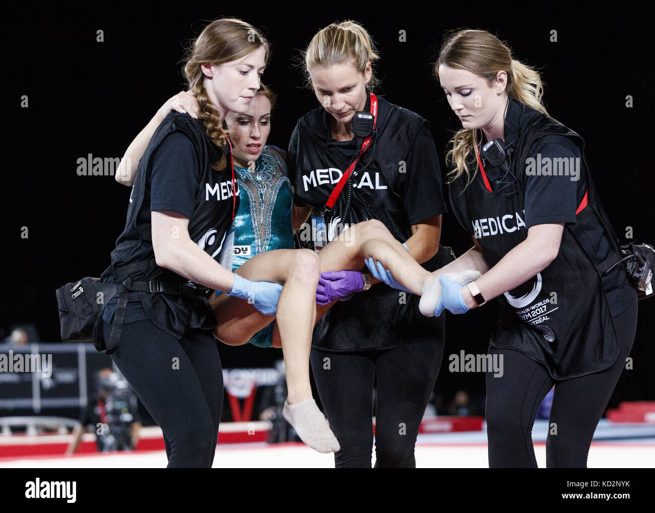 Montreal, Quebec, Canada. 8th Oct, 2017. VANESSA FERRARI of Italy receives medical attention while competing on the floor exercise during the individual apparatus finals of the Artistic Gymnastics World Championships on October 8, 2017 at Olympic Stadium in Montreal, Canada. Credit: Andrew Chin/ZUMA Wire/ZUMAPRESS.com/Alamy Live News Stock Photo