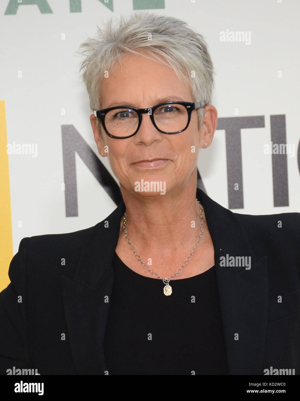 Hollywood, USA. 09th Oct, 2017. Jamie Lee Curtis arrives at the Los