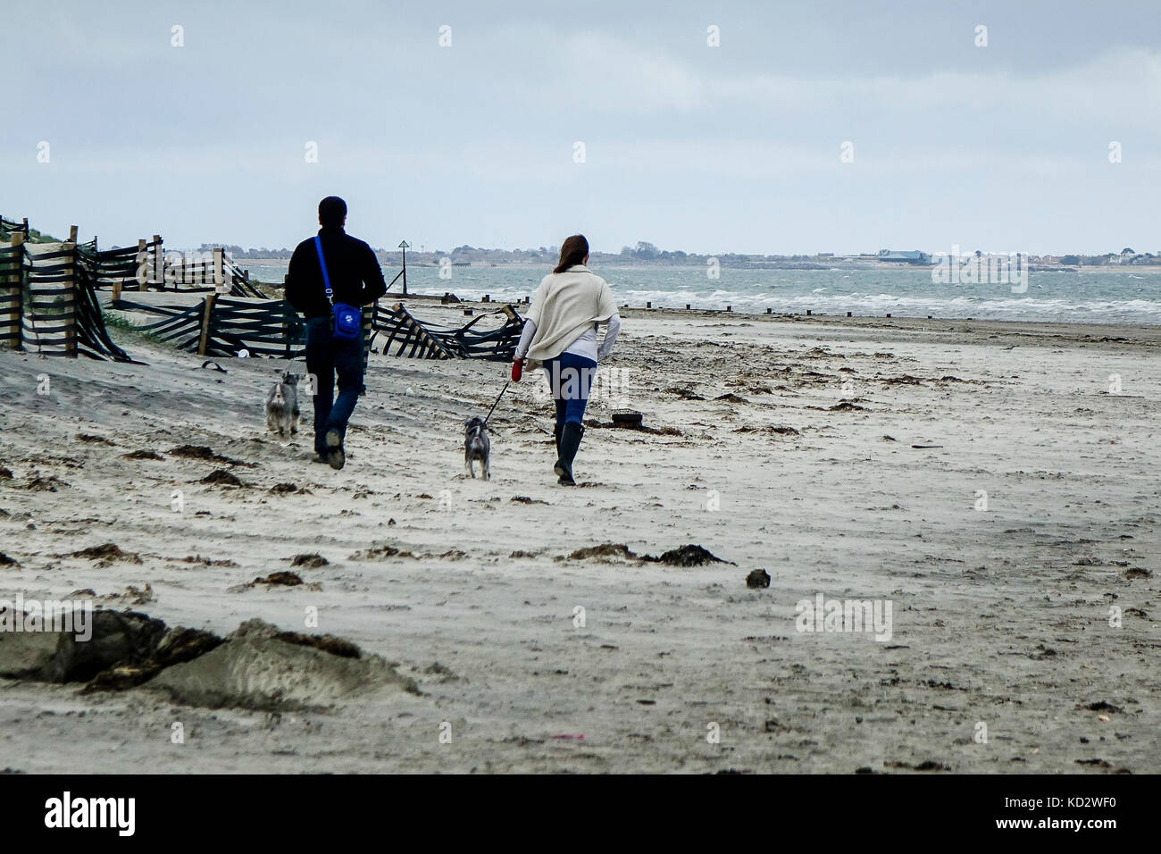 West Strand, West Wittering, West Sussex, UK. 10th October 2017. Low