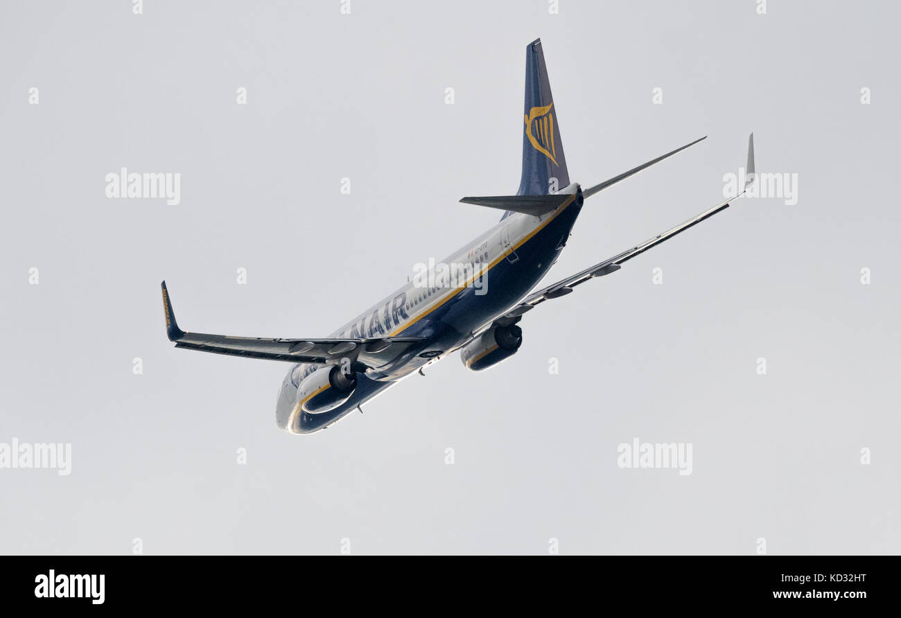 Boeing 737-700 EI-DYO operated by Ryanair. Stock Photo