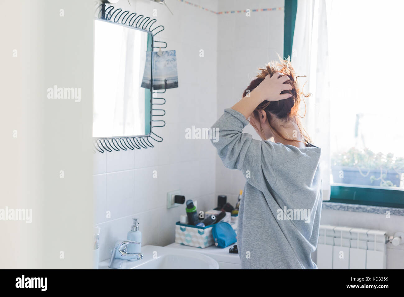 Hair styling getting ready hi-res stock photography and images - Alamy