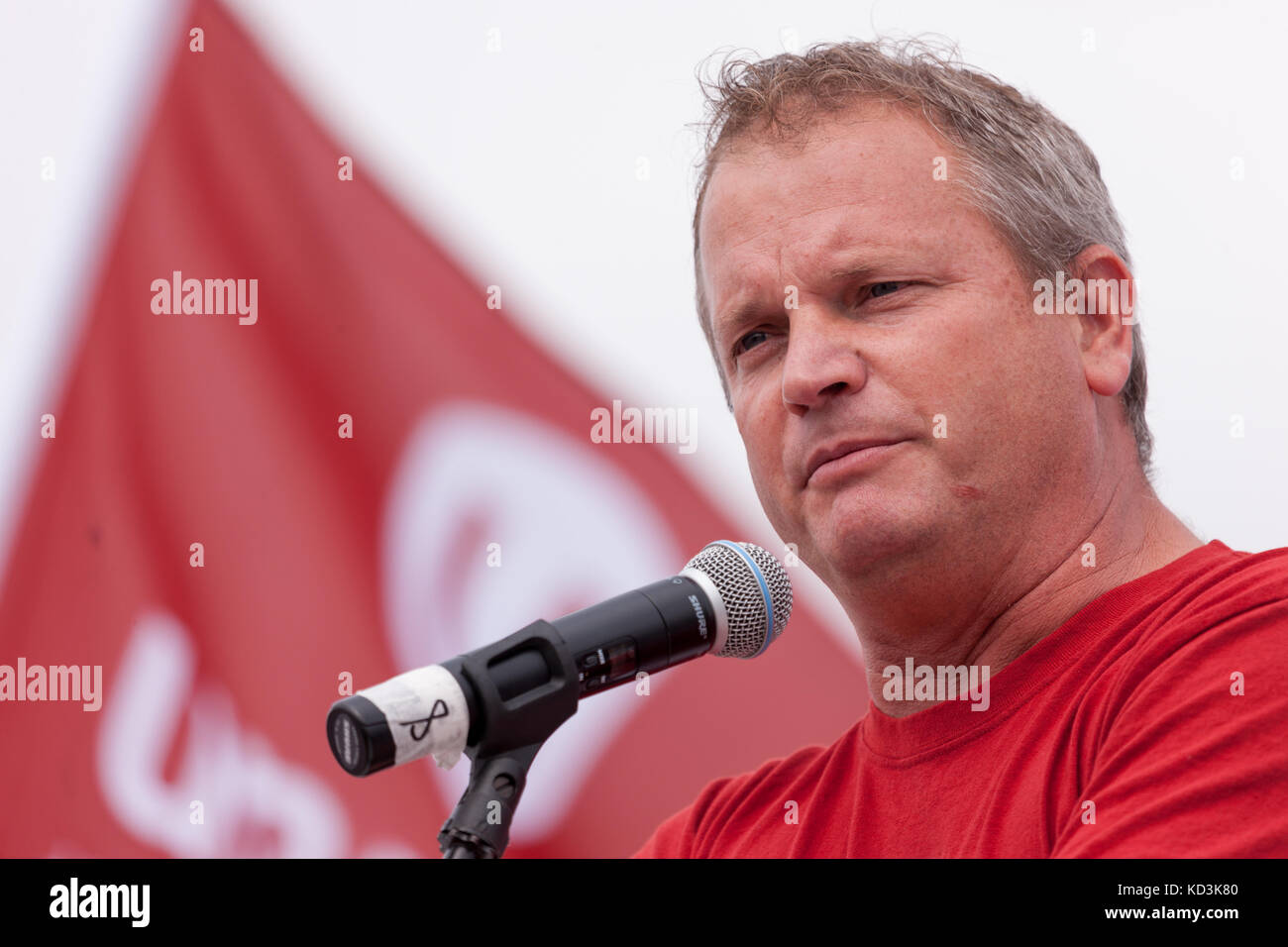 Unifor Local 88 Chairperson Mike Van Boekel speaks at a solidarity rally in Ingersoll, ON, on Oct, 6, 2017. Workers at the CAMI assembly plant have be Stock Photo