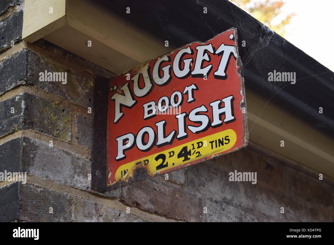 nugget boot polish