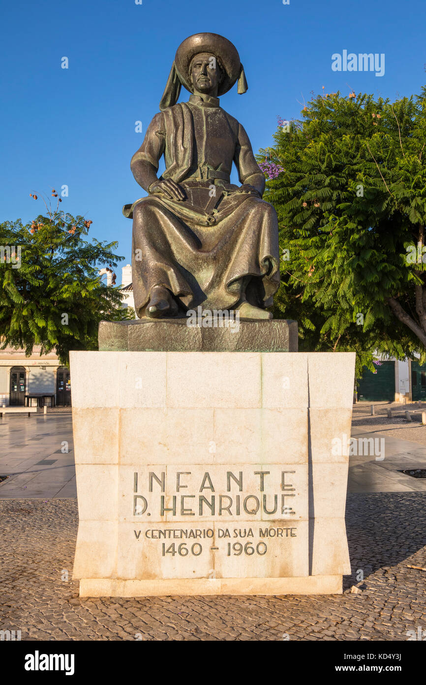 a-statue-of-infante-d-henrique-also-known-as-prince-henry-the