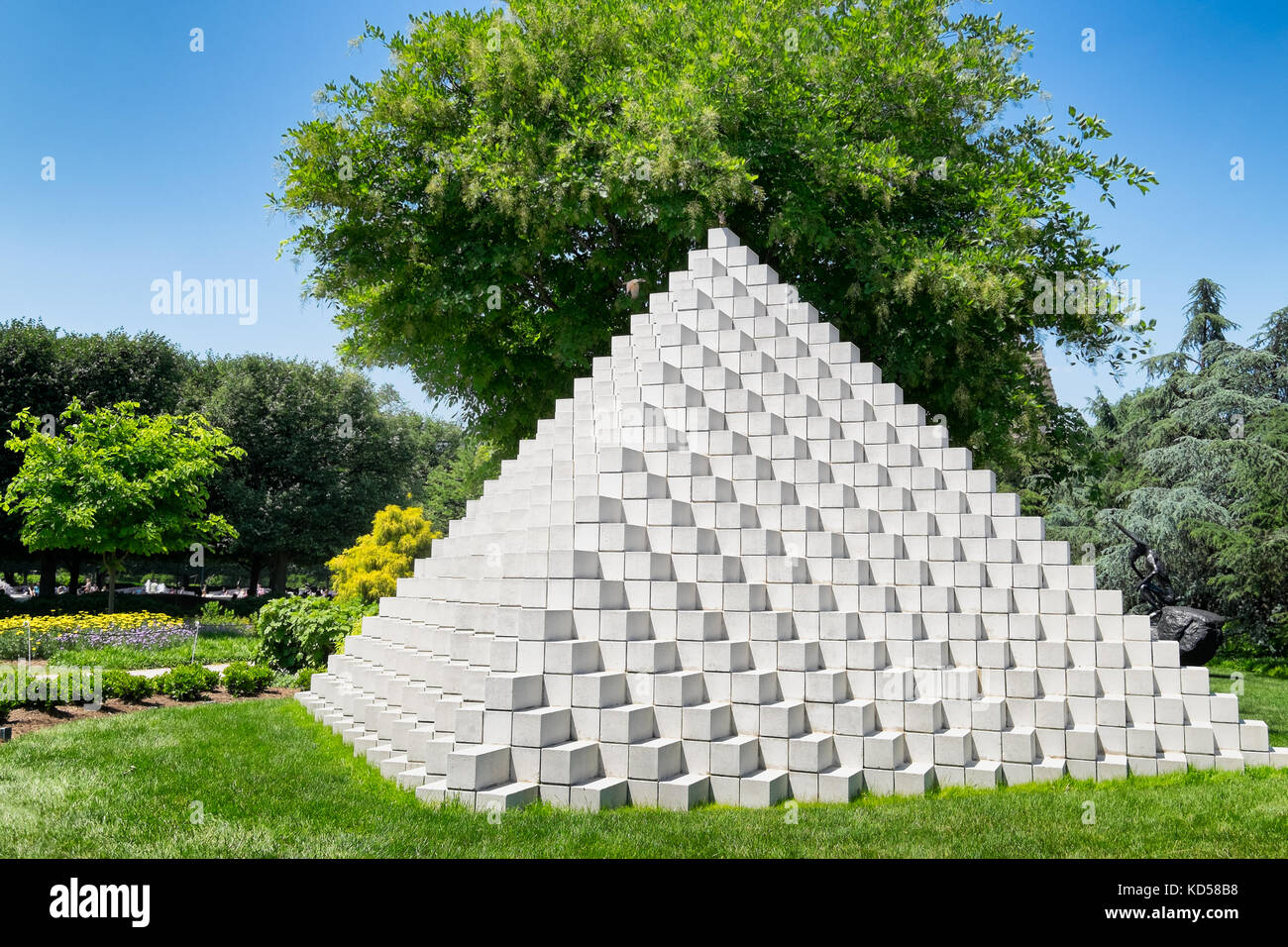 WASHINGTON DC MAY 25, 2015 Pyramid structure in the Sculpture Garden