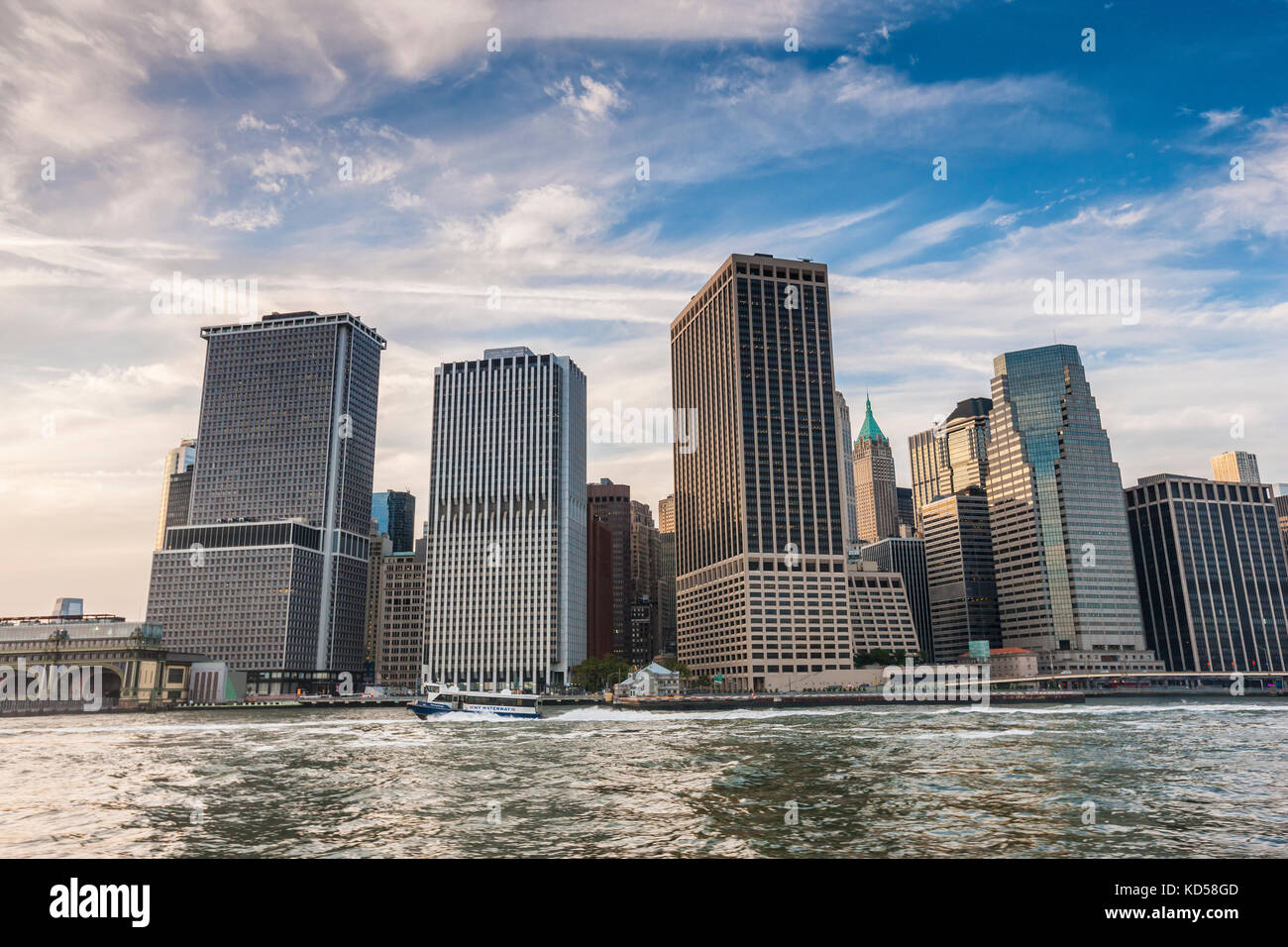 Manhattan waterfront, New York City Stock Photo Alamy