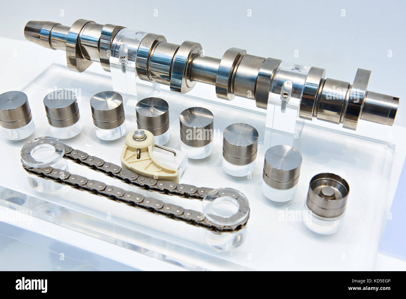 Engine components camshaft, hidraulic valve tappet and timing chain
