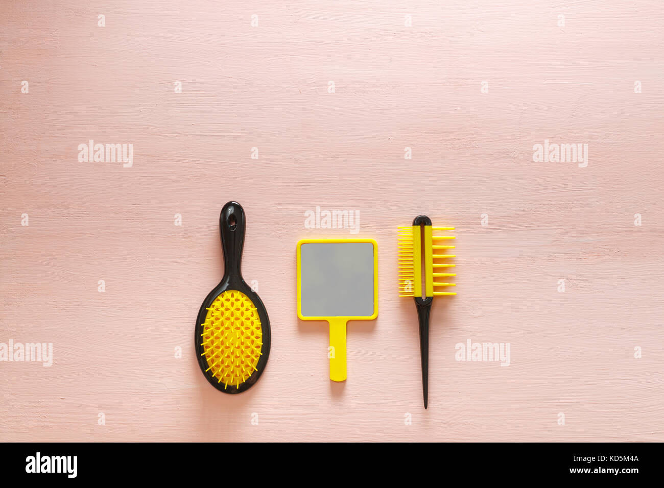 Two Yellow Hair Comb Crest Brushes With Handle For All Types And