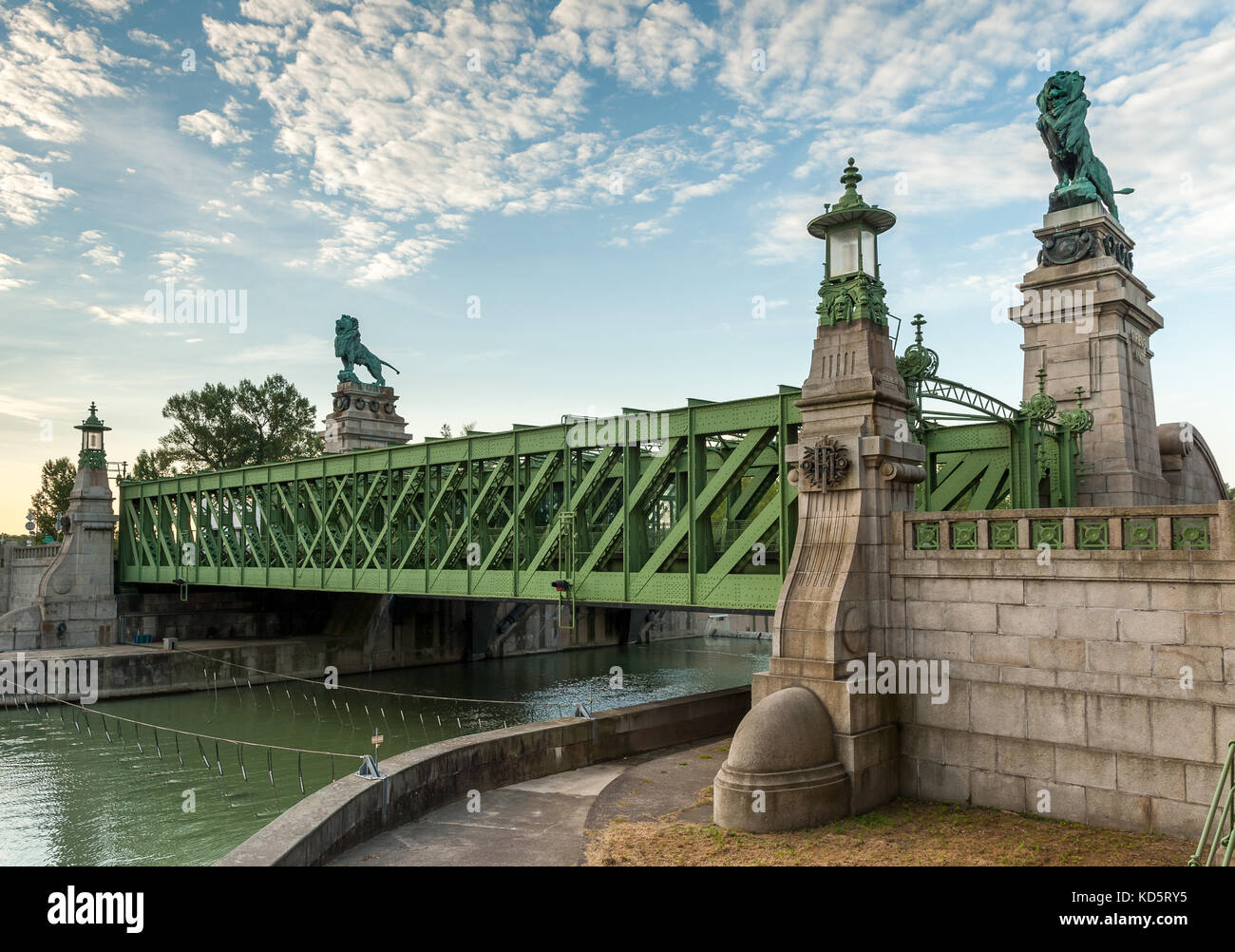 Schemerl Bridge in Vienna Stock Photo - Alamy