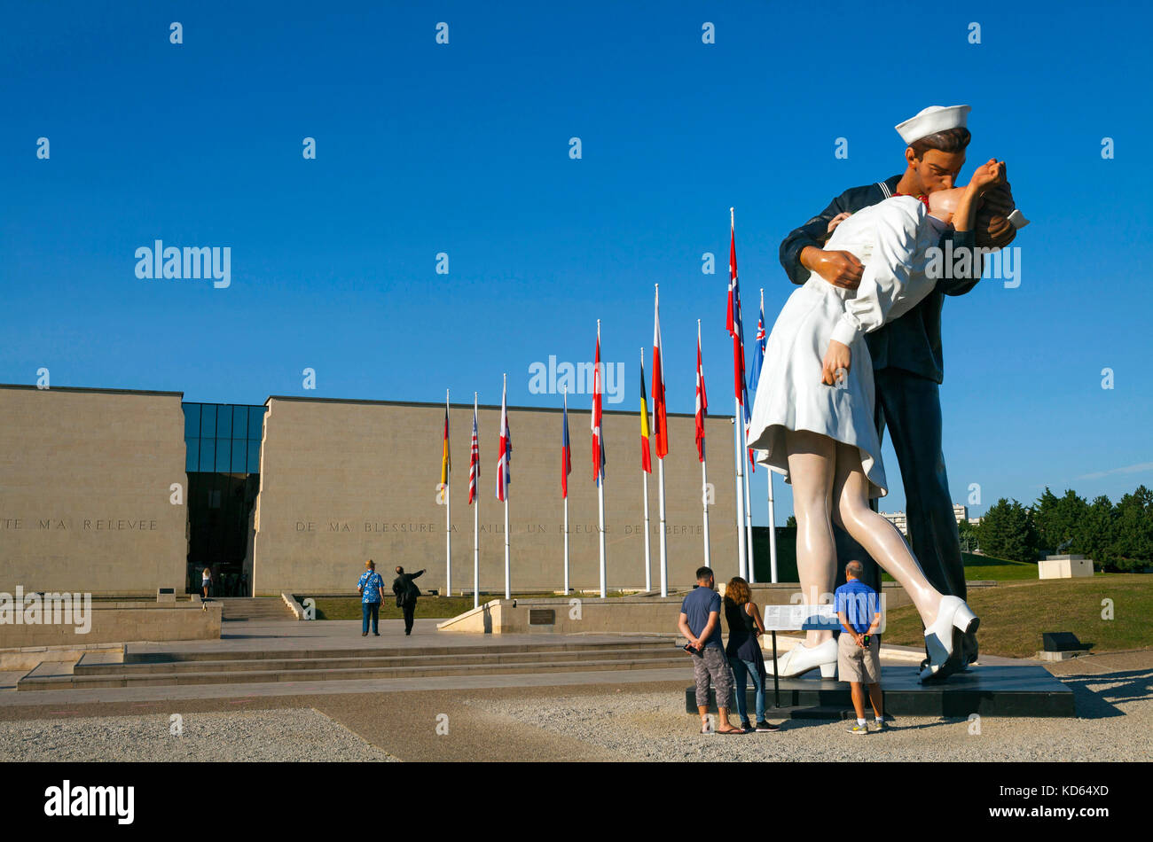 Series of sculptures "Unconditional Surrender" or "The kiss" in front