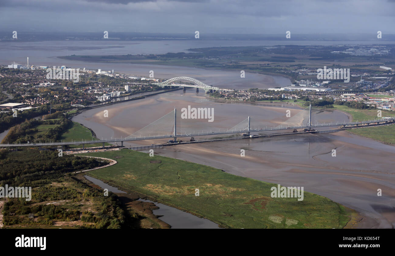 aerial view of The Mersey Gateway - the new bridge at Runcorn Stock Photo