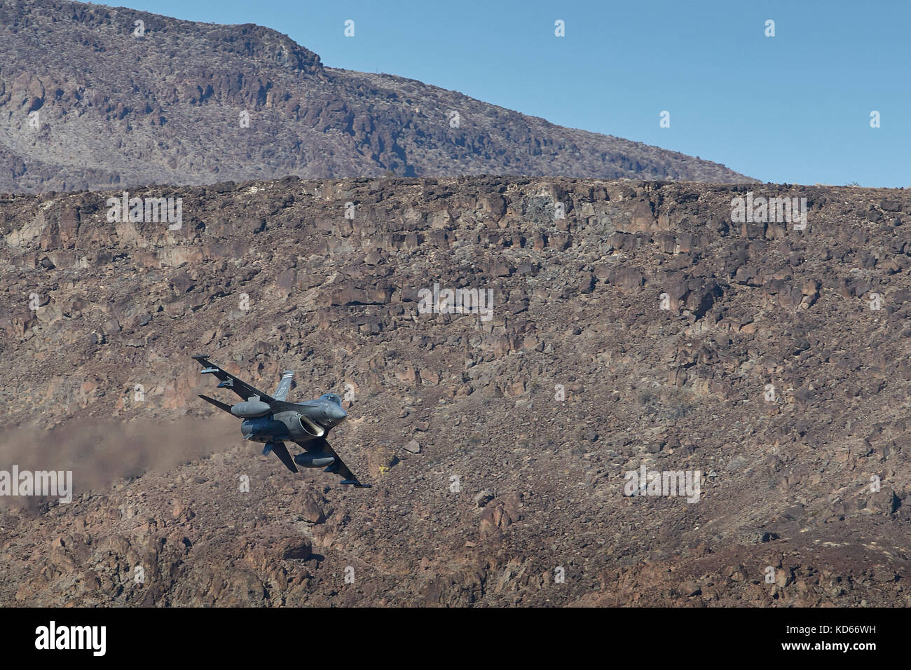 United States Air Force F-16C, Fighting Falcon, Flying At Low Level Through Rainbow Canyon, California. Stock Photo