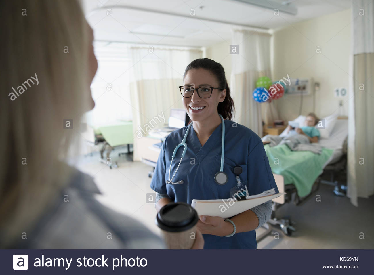 Nurse family hospital hi-res stock photography and images - Alamy