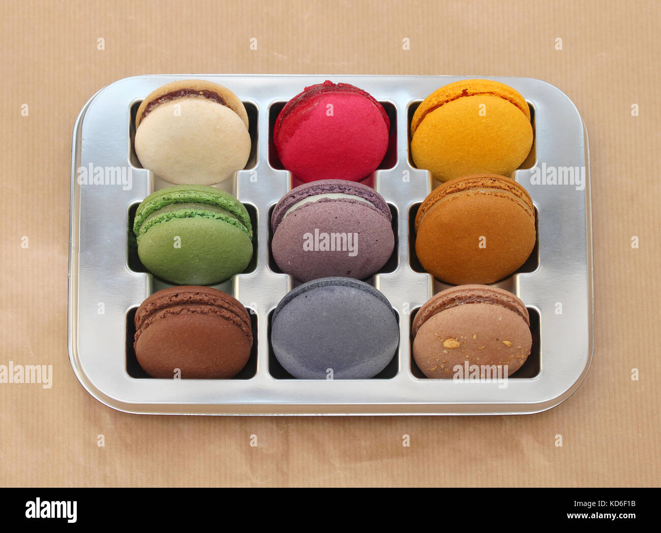 Ground almonds hi-res stock photography and images - Alamy