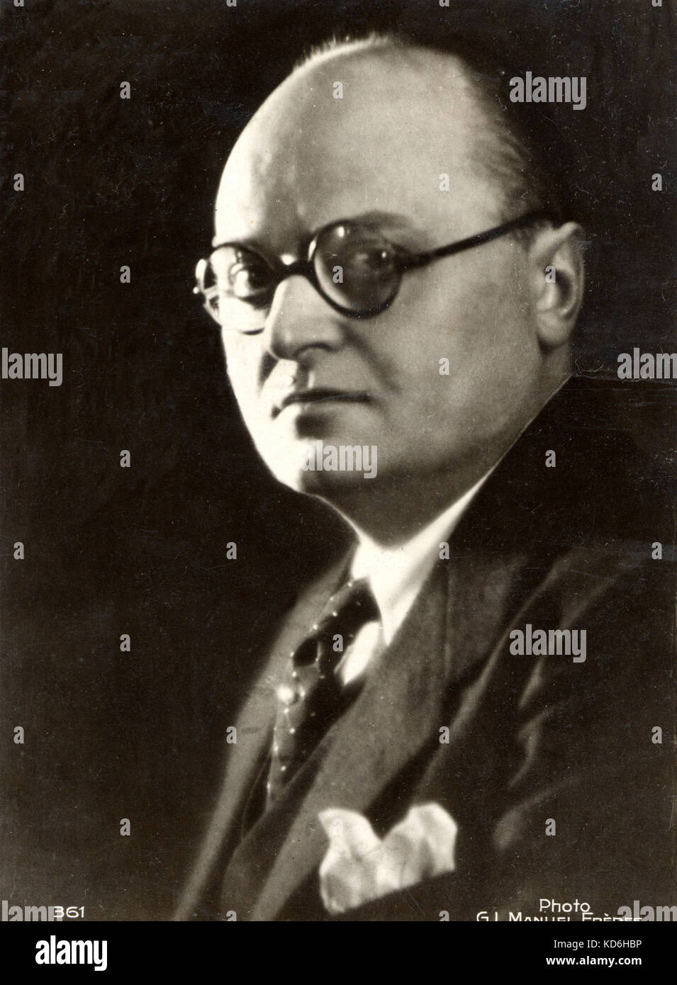 J. Gentil portrait Pianist. G.L. Manuel Frères (1913- 1939) Stock Photo