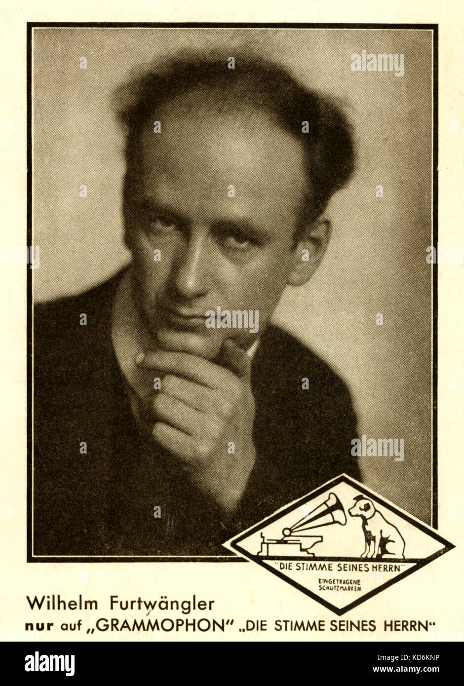 Wilhelm Furtwangler portrait His Masters Voice logo on postcard - Die Stimme Seines Herrn.  Furtwangler only appearing on Grammophon. (nur auf Grammophon)  German conductor 25 January 1886 - 30 November 1954 Stock Photo