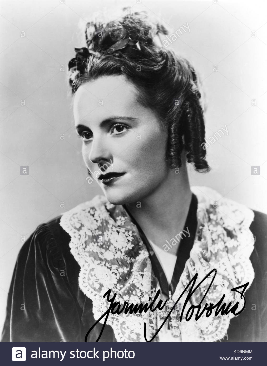 Jarmila Novotna Jarmila Novotna