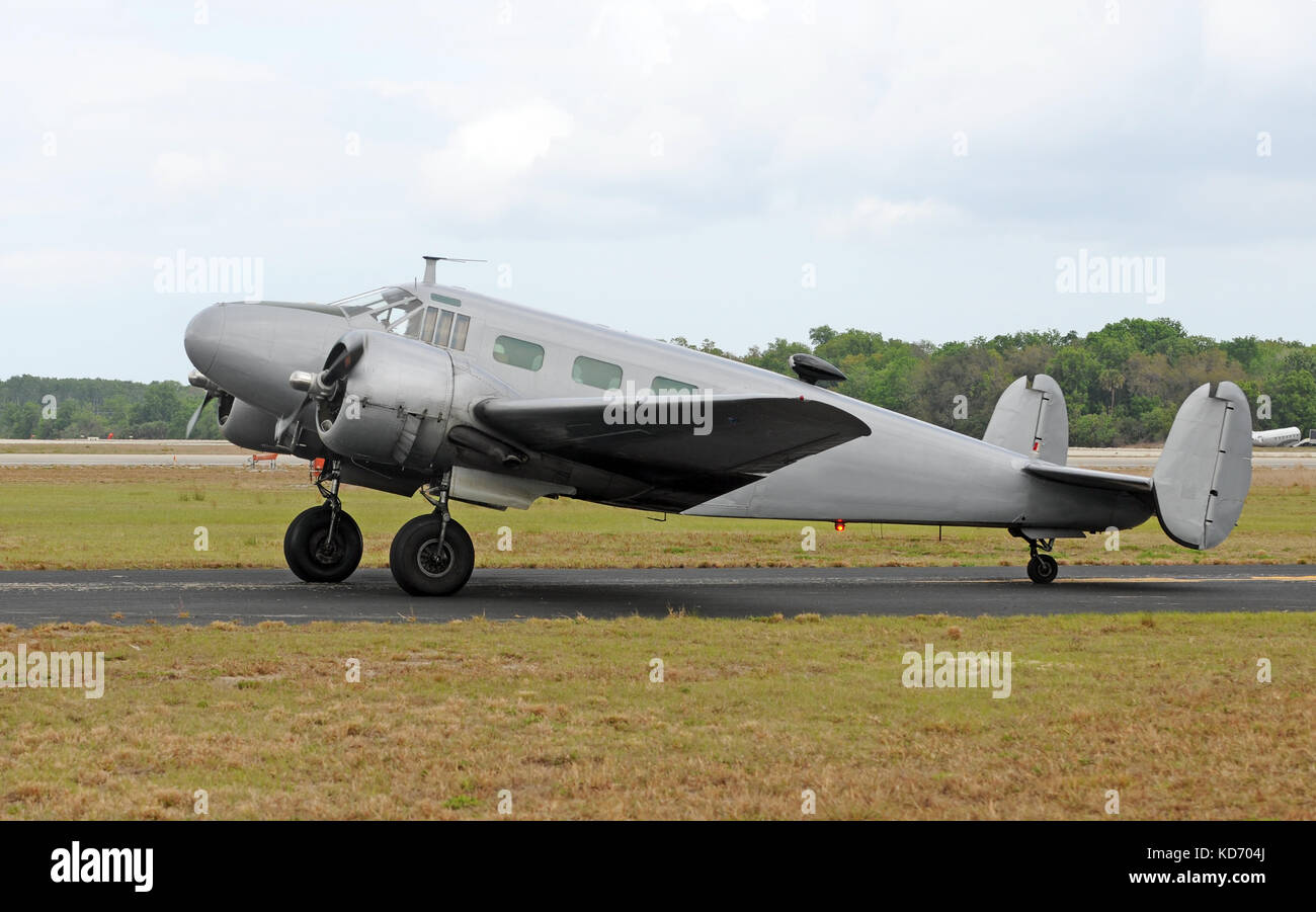 Vintage turboprop airplane in gray color taxiing Stock Photo - Alamy