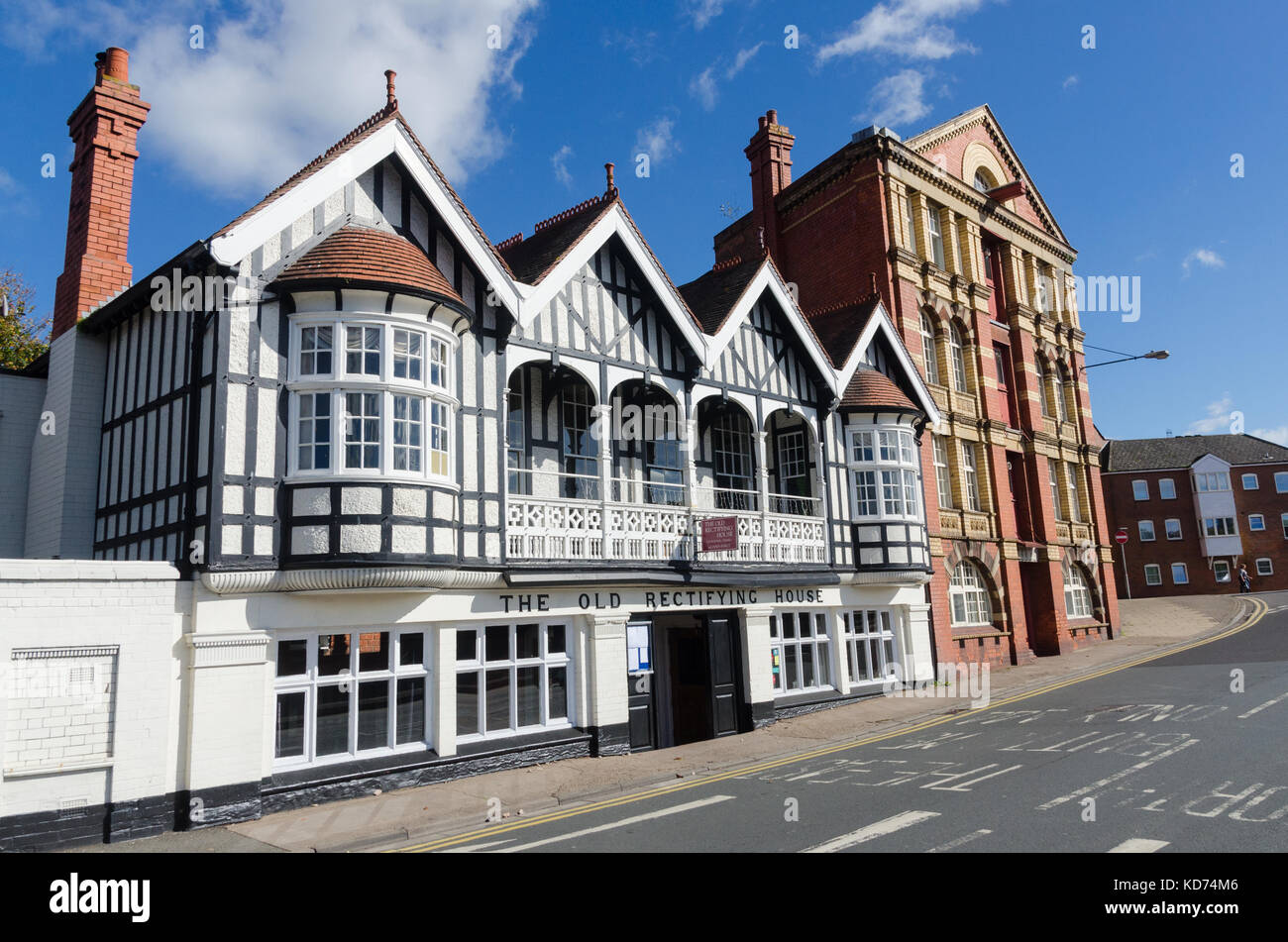 The Old Rectifying House on North Parade by the River Severn in Worcester Stock Photo