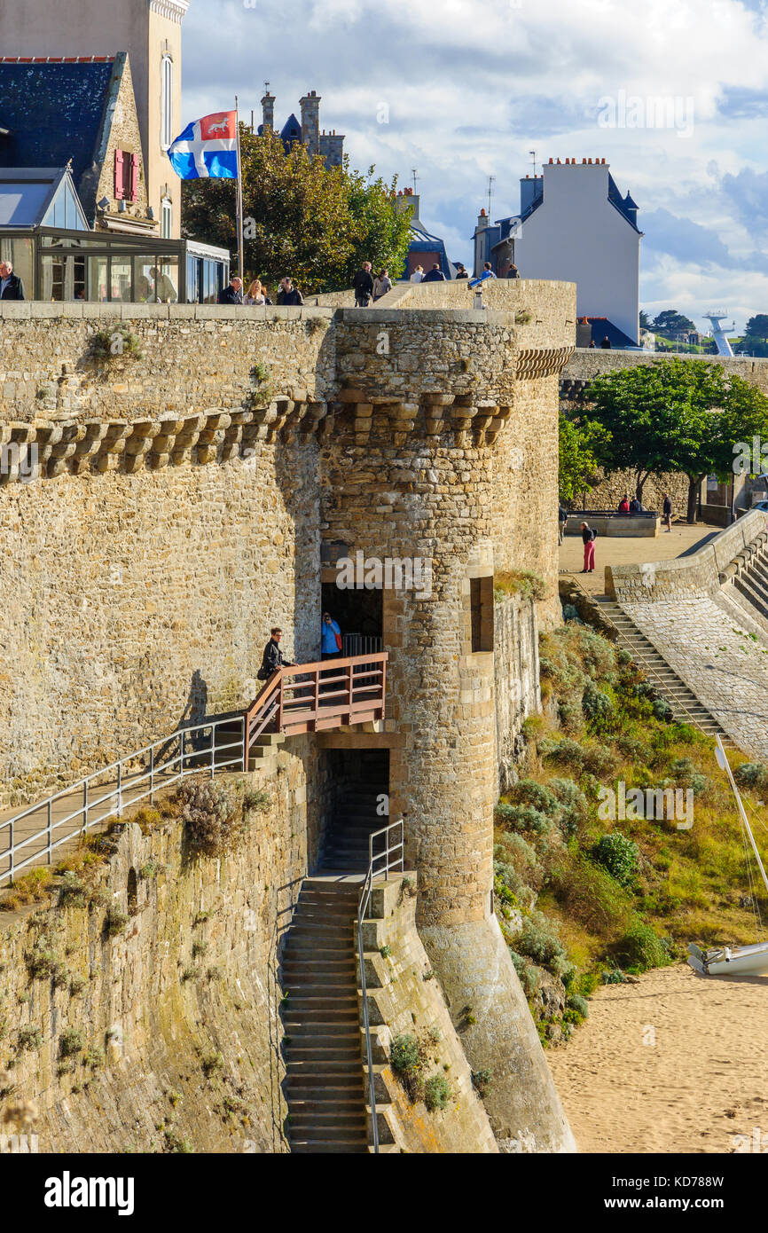 ST. MALO, FRANCE SEPTEMBER 25, 2012 View of the old city walls, with