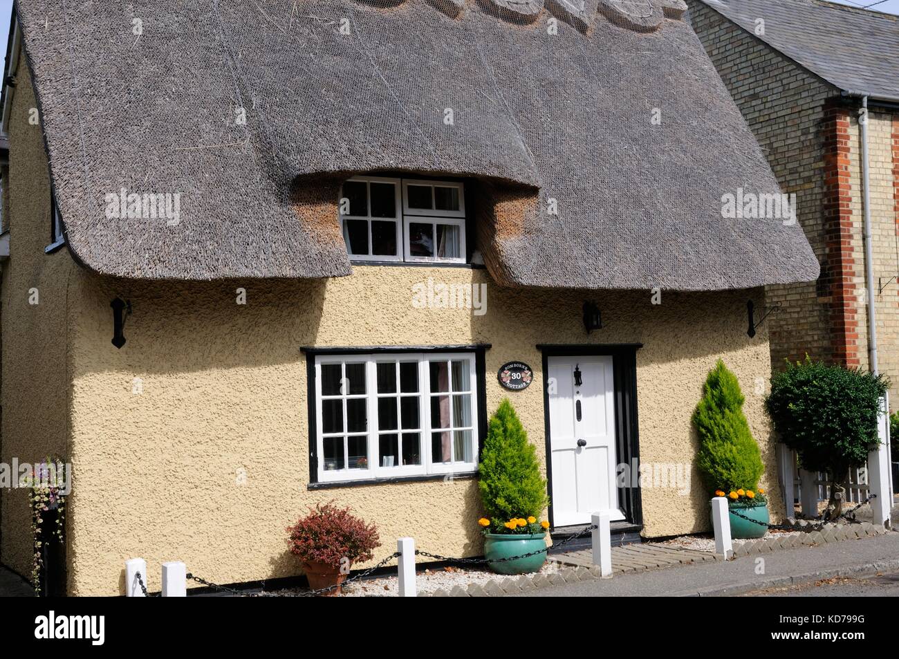Somborne Cottage,  Guilden Morden, Cambridgeshire, is C18 with late C19 and C20 additions and alterations Stock Photo