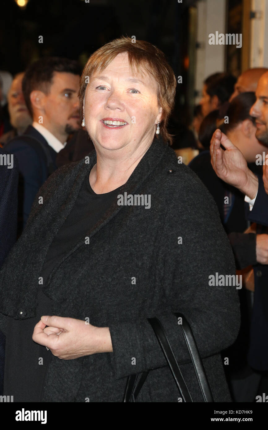 London, UK. 10th October, 2017. Pauline Quirke, Mel Brooks' Young Frankenstein - opening night, Garrick Theatre, London, UK. 10th Oct, 2017. Photo by Richard Goldschmidt Credit: Rich Gold/Alamy Live News Stock Photo