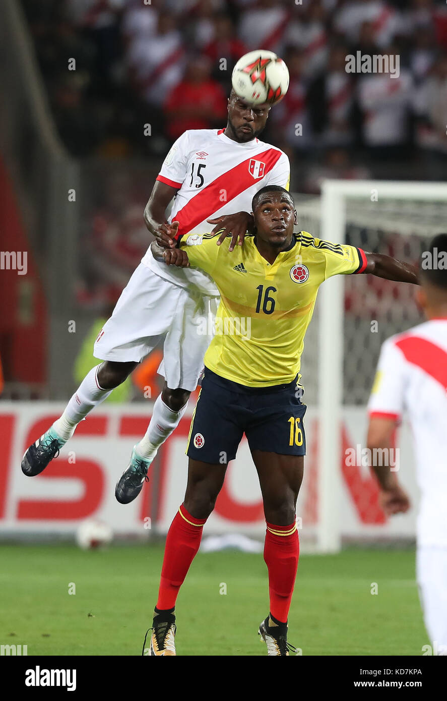 Lima Peru 10th Oct 2017 Peruvian Christian Ramos R And Stock Photo Alamy