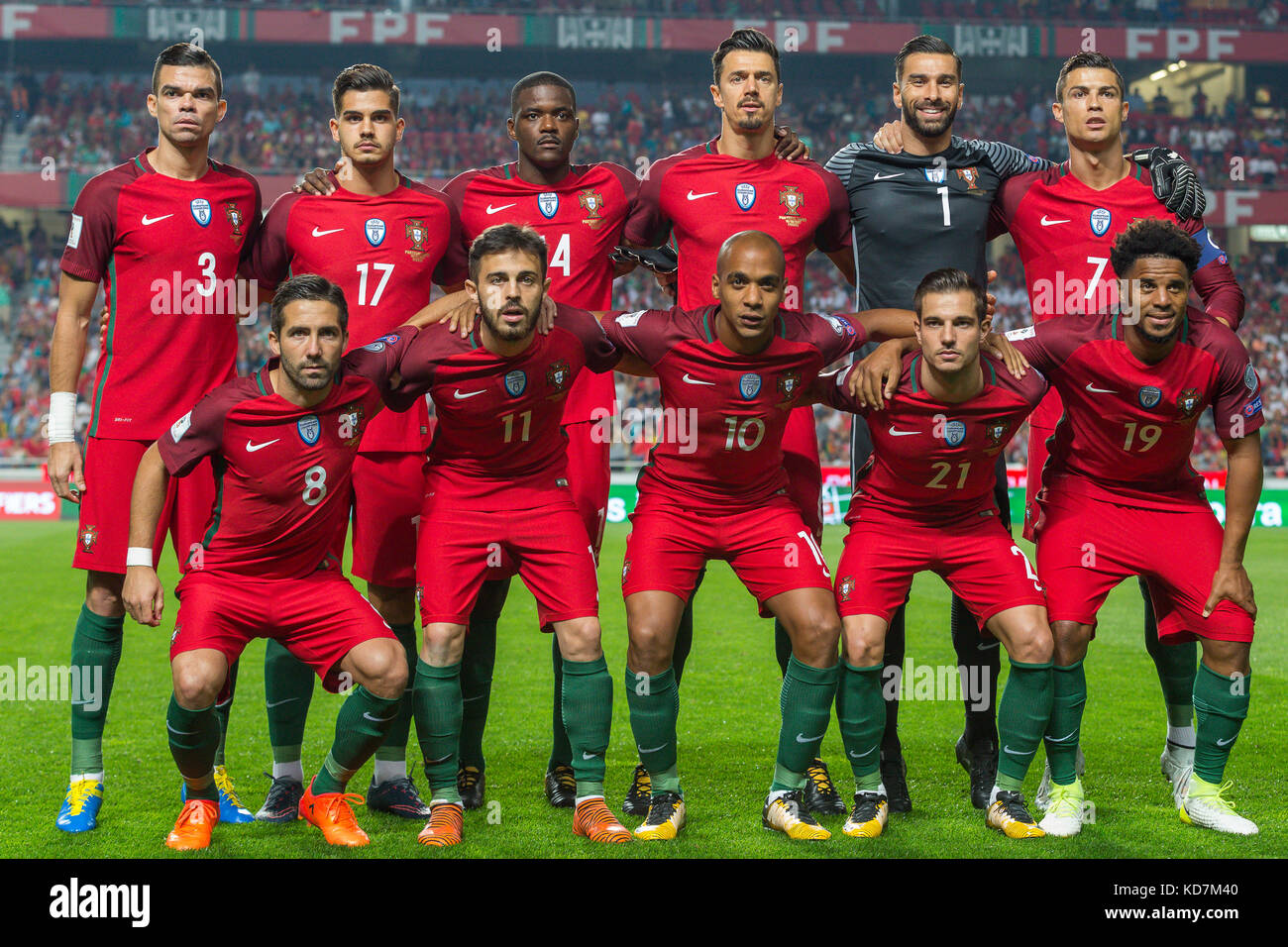 Lisbon, Portugal. 10th Oct, 2017. Portugal's starting team for the FIFA 2018 World Cup Qualifier between Portugal and Switzerland Credit: Alexandre de Sousa/Alamy Live News Stock Photo