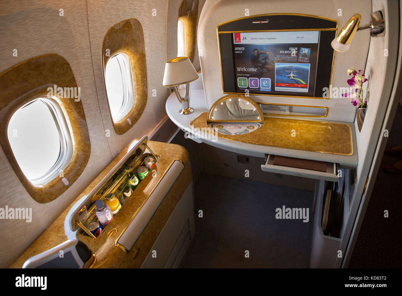 Luxury Air Travel, Emirates Airline, Boeing 777-300 ER, First Class suite Stock Photo