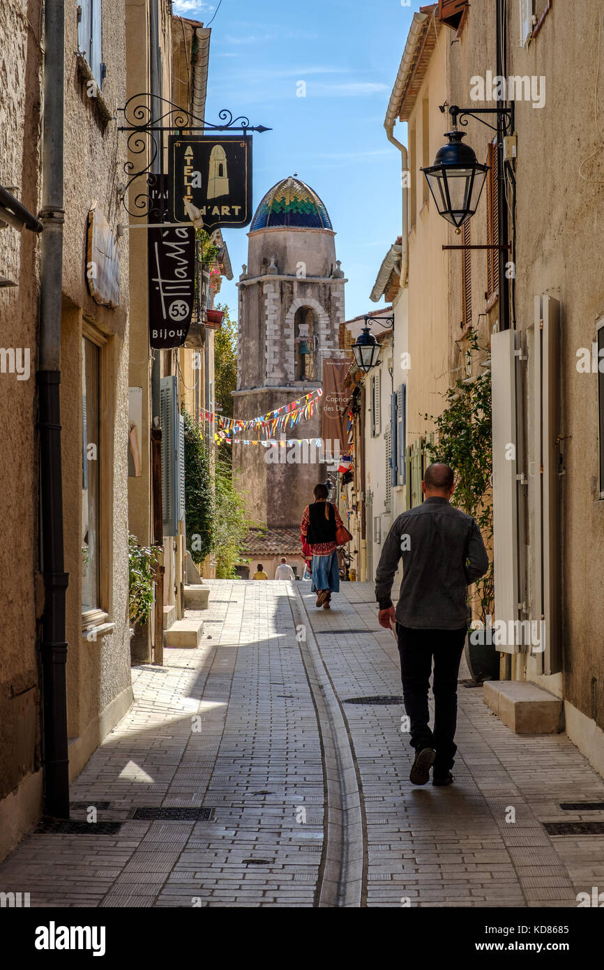 verdamping tv Einde Street scene st tropez hi-res stock photography and images - Alamy