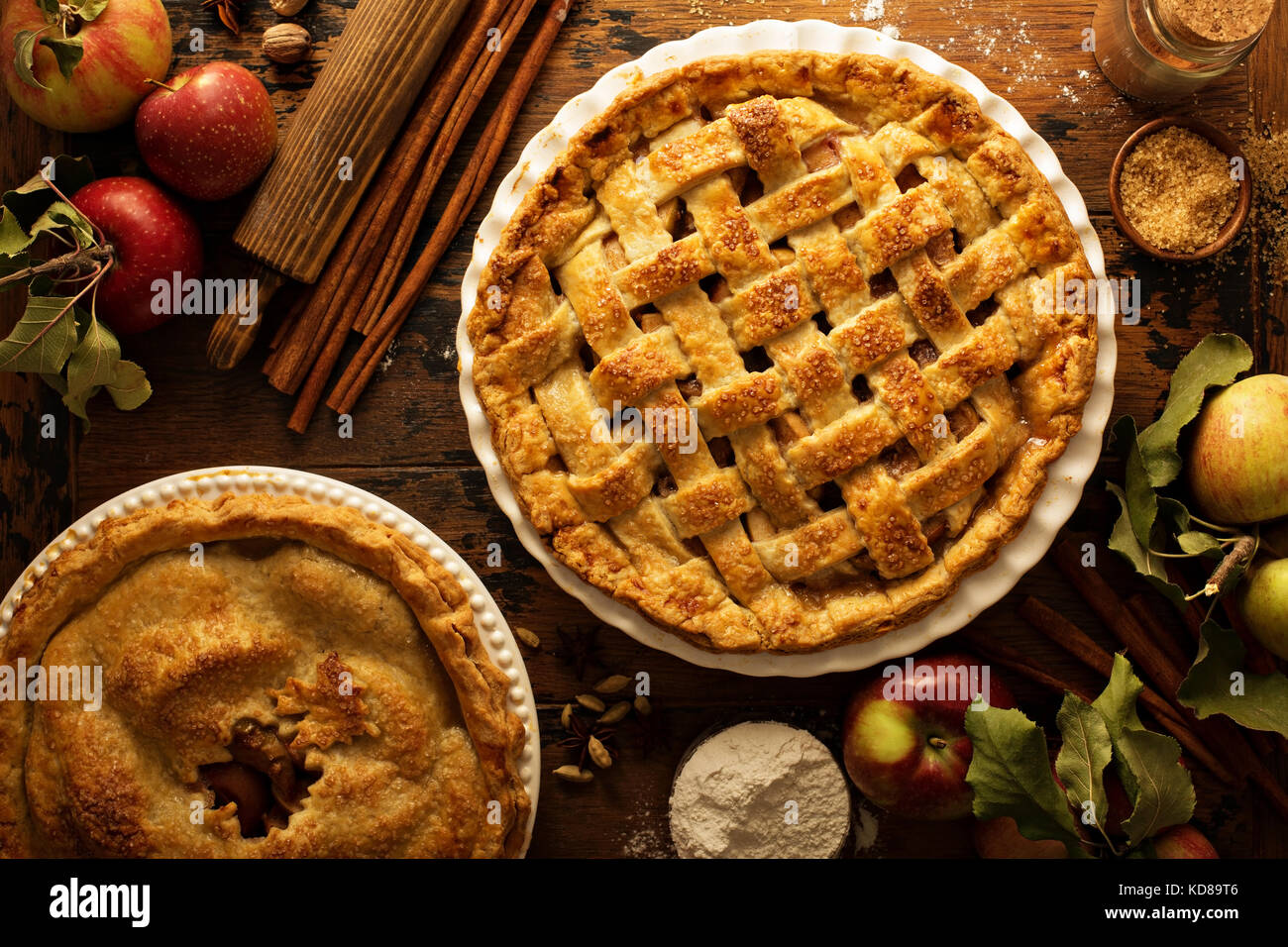 Apple pie decorated with lattice Stock Photo - Alamy