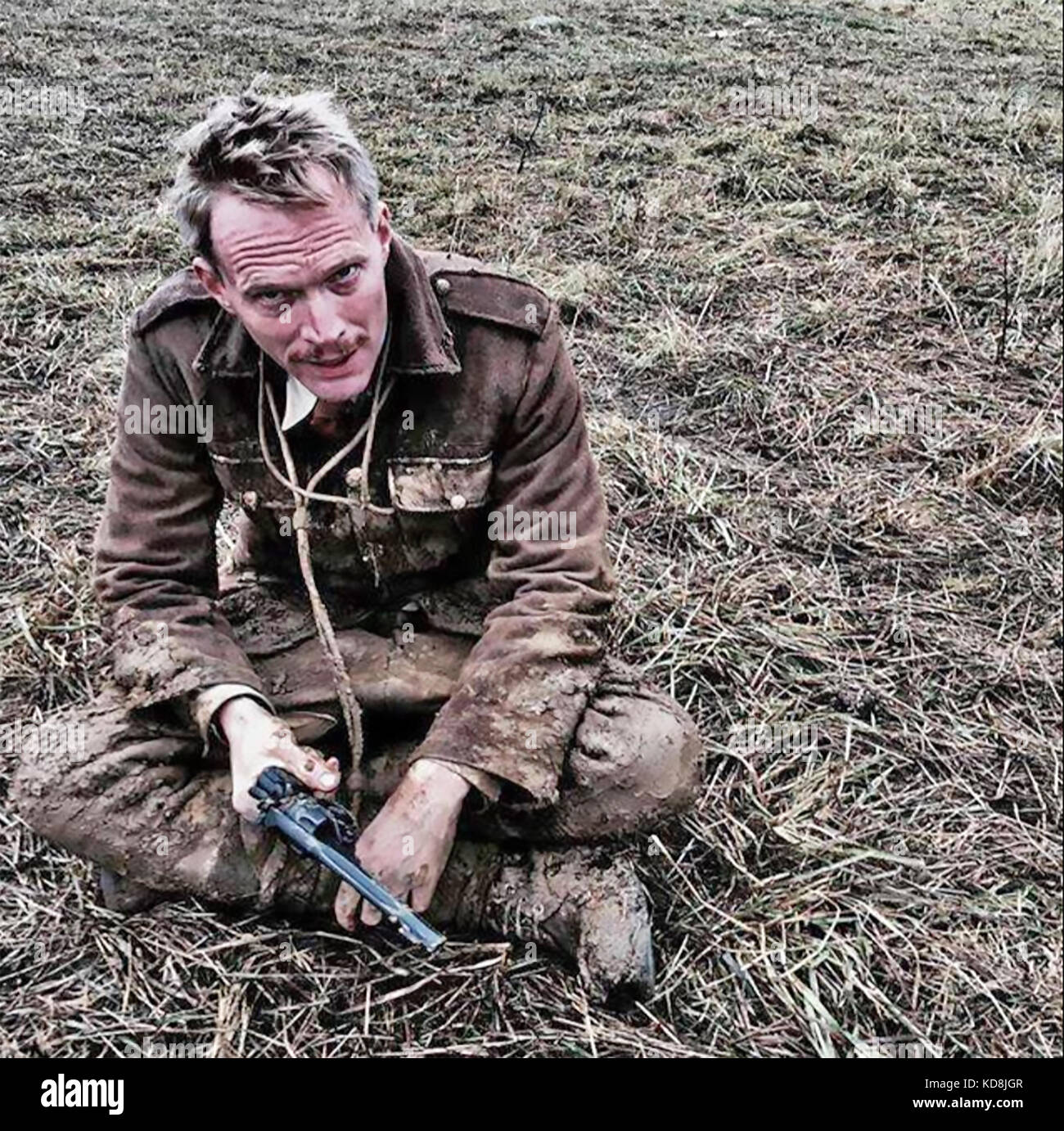 JOURNEY'S END 2017 Fluidity Films production with Paul Bettany Stock