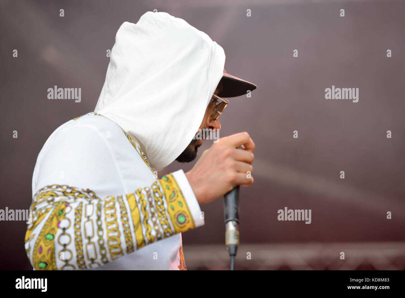 Pakistani Rappers Uk BARCELONA - JUN 3: Swet Shop Boys (Indian Pakistani hip hop group ...